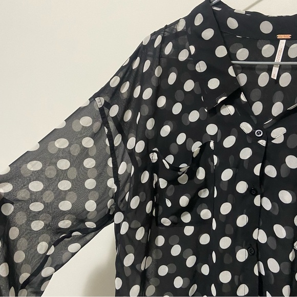 Free People Black/White Sheer Polka Dot Easy Rider Blouse Size Small - Picture 6 of 9